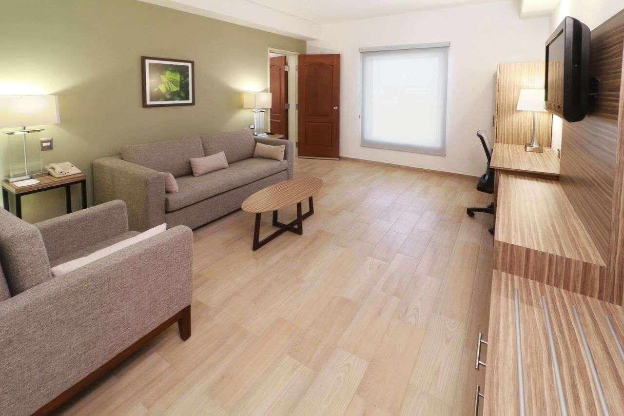 Wyndham Garden Monterrey Valle Real Kültér fotó