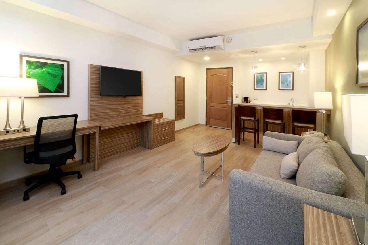 Wyndham Garden Monterrey Valle Real Kültér fotó