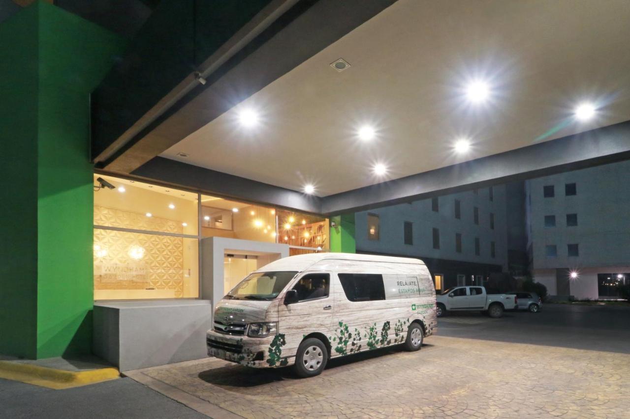 Wyndham Garden Monterrey Valle Real Kültér fotó