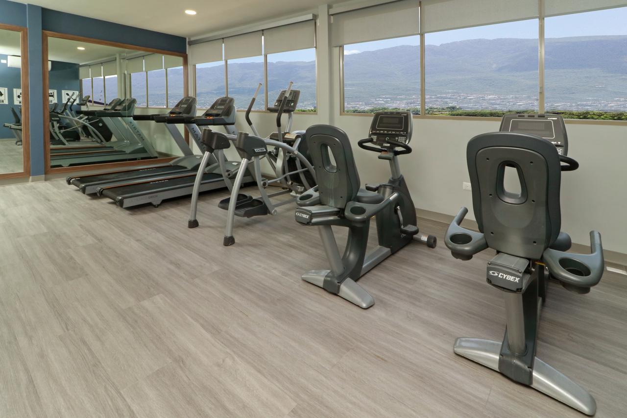 Wyndham Garden Monterrey Valle Real Kültér fotó
