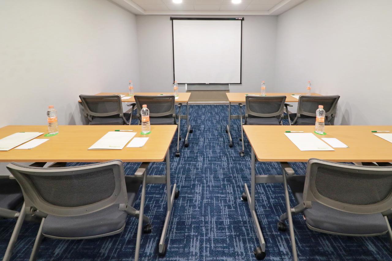 Wyndham Garden Monterrey Valle Real Kültér fotó